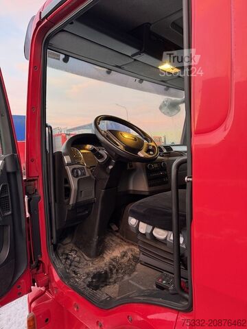 Camion caisson MAN TGL 12.220 BL Koffer 6,2m LBW 1 to Klima