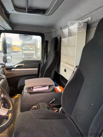 Camion caisson MAN TGL 12.220 BL Koffer 6,2m LBW 1 to Klima