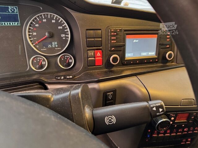 Camion caisson MAN TGL 12.220 BL Koffer 6,2m LBW 1 to Klima