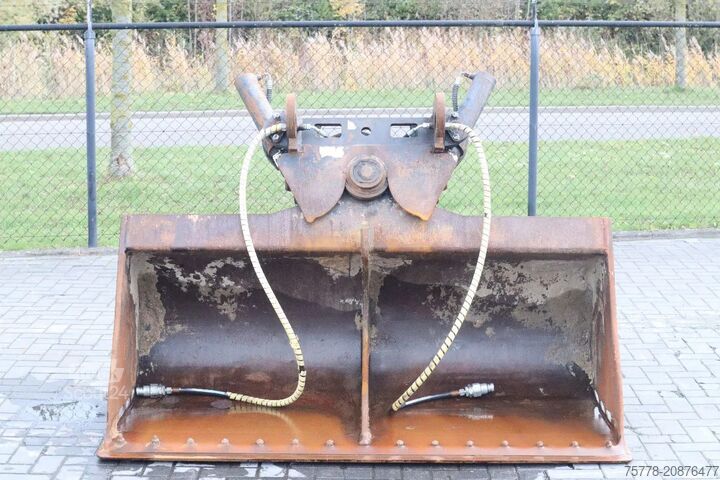 Balde padrão Onbekend CW30 | TILT BUCKET | TILT SCHAUFEL | KANTELBAK