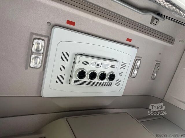 Standard-SZM DAF XF 480 Superspace