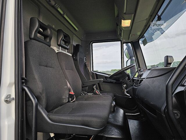 Mala IVECO 80E18 EUROCARGO 80-190L EUROCARGO