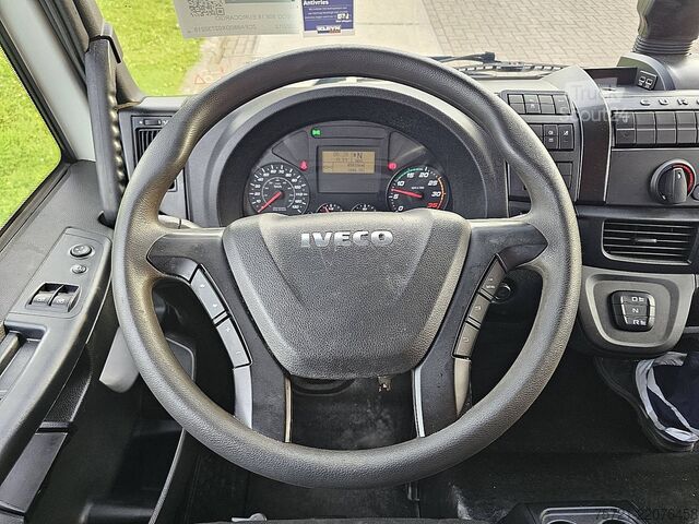 Mala IVECO 80E18 EUROCARGO 80-190L EUROCARGO