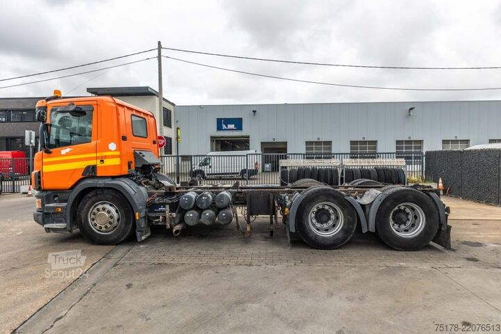 Fahrgestell mit Fahrerhaus SCANIA SCANIA 124G420-6x4