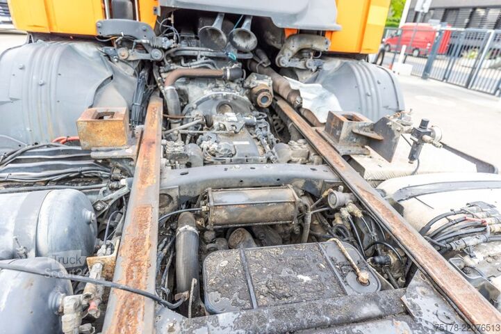 Fahrgestell mit Fahrerhaus SCANIA SCANIA 124G420-6x4