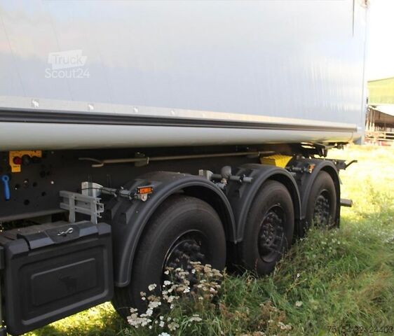 Pašizgāzējs kravas automobilis Schmitz Cargobull SKI 24 SL 9.6