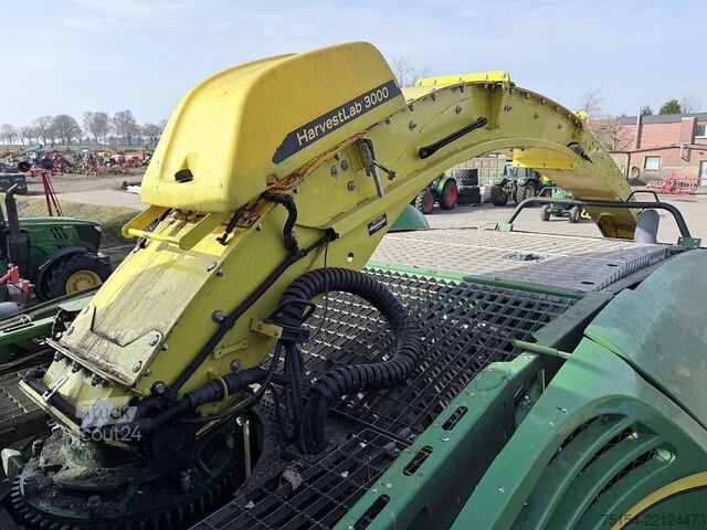 Silózúzó John Deere 8300