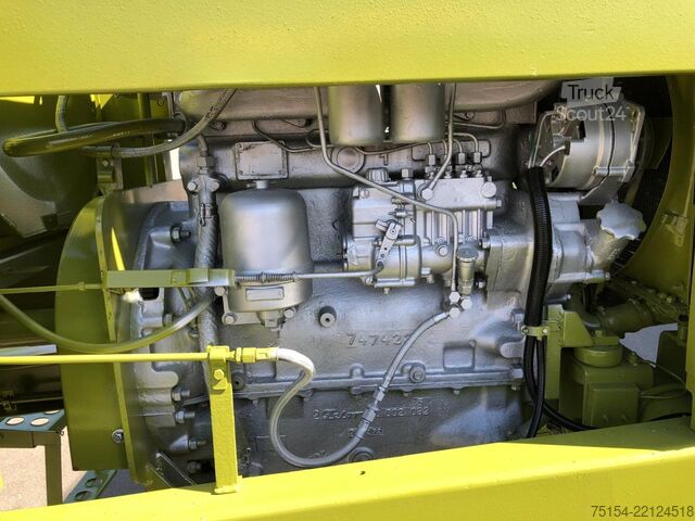 Kombains Fortschritt E 303 + Schneidwerk E 025 sofort verfügbar