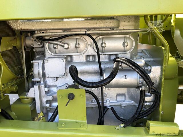 Kombains Fortschritt E 303 + Schneidwerk E 025 sofort verfügbar