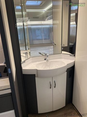 Lakókocsi HOBBY Excellent 560 CFe Modell 2026