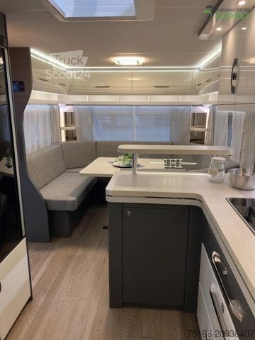 Lakókocsi HOBBY Excellent 560 CFe Modell 2026