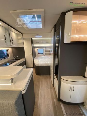 Lakókocsi HOBBY Excellent 560 CFe Modell 2026