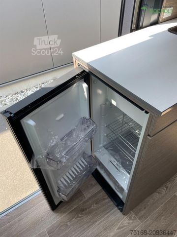 Autorulotă PÖSSL D-Line 2WIN R Plus Navigation / Rückfahrkamera /