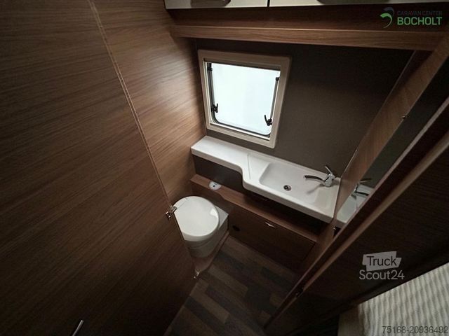 Integrated camper WEINSBERG CaraCore 700 MEG