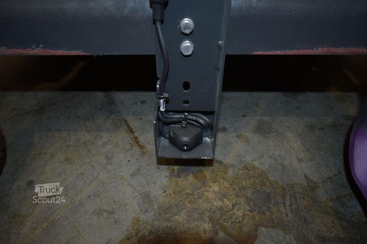 Schubmaststapler Linde R 16 G 1120-00
