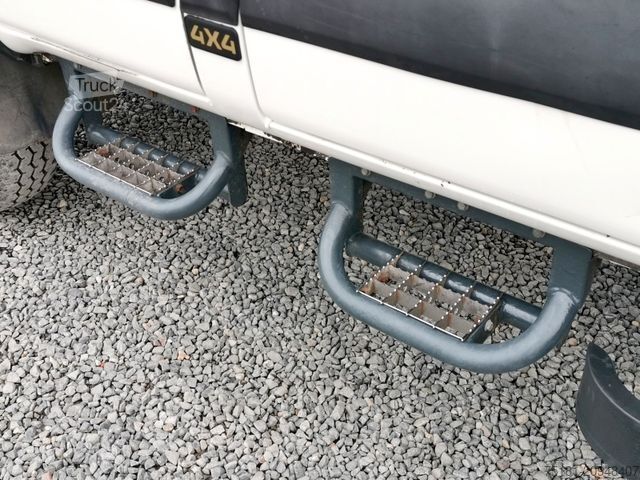 Pick-up dodávka IVECO Daily 55S17W 4x4/ PRITSCHE 2,1M/ 7 SITZE/ AHK