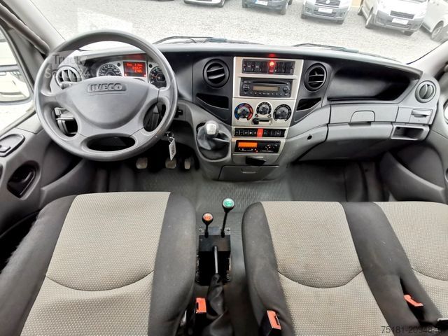 Pick-up dodávka IVECO Daily 55S17W 4x4/ PRITSCHE 2,1M/ 7 SITZE/ AHK
