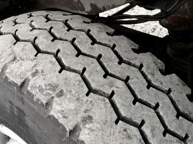 Pick-up dodávka IVECO Daily 55S17W 4x4/ PRITSCHE 2,1M/ 7 SITZE/ AHK