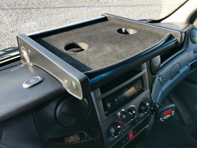 Chladírenská dodávka IVECO Daily 35C13 TIEFKÜHLER/ 8PAL/ 230V/ TEMP.