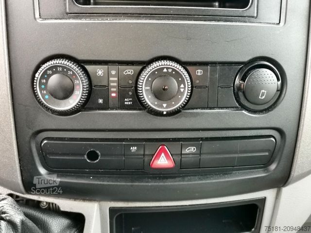 Chladírenská dodávka MERCEDES-BENZ Sprinter 411CDI TIEFKÜHLER/ 7PAL/ 380V/ 3,5T