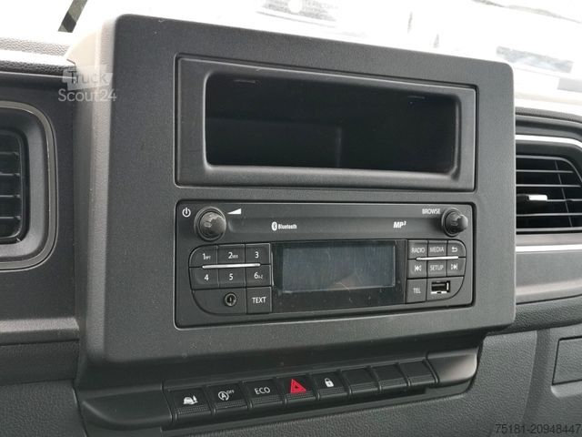 Pick-up furgon RENAULT Master 180/2.3 PRITSCHE 4,1M/ KLIMA/ 58520km