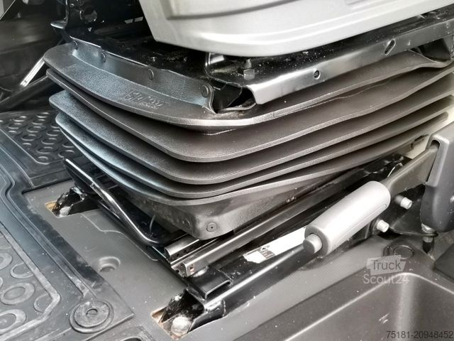 Фургон з високим дахом FIAT Ducato 180/2.3 AT/ L5H2/ KAMERA/ NAVI/ AHK