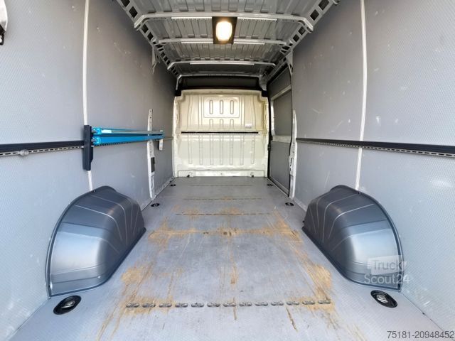 Фургон з високим дахом FIAT Ducato 180/2.3 AT/ L5H2/ KAMERA/ NAVI/ AHK