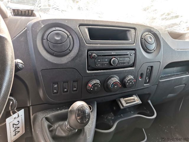 Рефрижераторний фургон RENAULT Master 165 L3H2/KÜHLKASTEN/ UNFALL!/KEIN MOTOR!