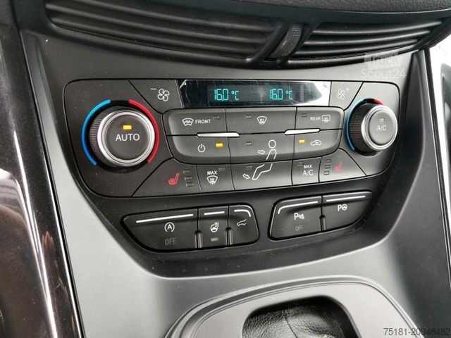 Pick-up FORD Kuga ST-Line 2.0TDCI/AT 4WD/ KEYFREE/ AHK