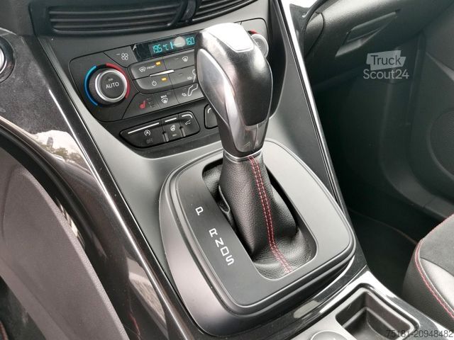 Pick-up FORD Kuga ST-Line 2.0TDCI/AT 4WD/ KEYFREE/ AHK