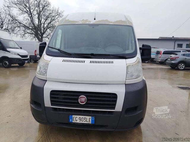 Slēgtais furgons FIAT DUCATO  2.3 MJT 120