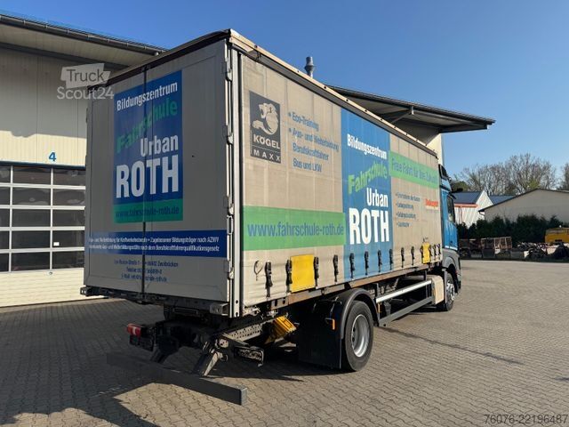 Swap body truck Kögel BDF Wechselbrücke 7.45 Curtainsider