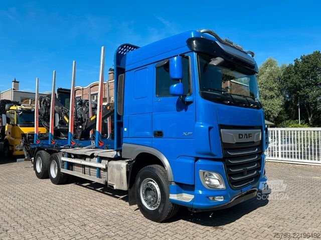 Autocarro forestale DAF XF 530 Plattform Kesla Kran Typ 2112 +Kabine