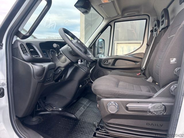 Фургон-бокс IVECO 72C18