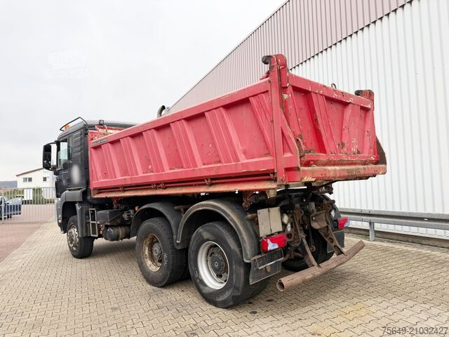 Trojstranný sklápací nákladný automobil MAN TGA 26.400 6x6 BB TGA 26.400 6x6 BB, Winterdienstausstattung
