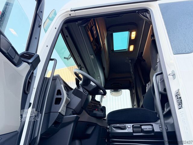 Grue montée sur camion MAN TGX 26.470 6x2-4 BL TGX 26.470 6x2-4 BL, Lenk-/Liftachse, Retarder, Navi, Heckkran Atlas AK 170.2-A12