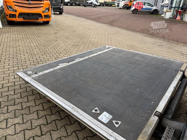 Фургон (грузовой автомобиль) Mercedes-Benz Antos 2535 L 6x2 Antos 2535 L 6x2, Lenk-/Liftachse, LBW BÄR
