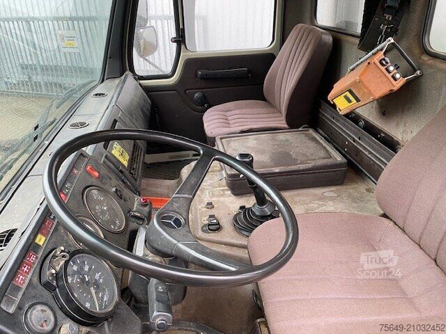 Driezijdige kipper Mercedes-Benz 2635 6x4 2635 6x4, V8-Motor