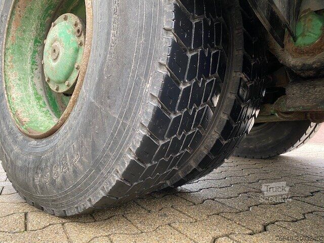 Driezijdige kipper Mercedes-Benz 2635 6x4 2635 6x4, V8-Motor