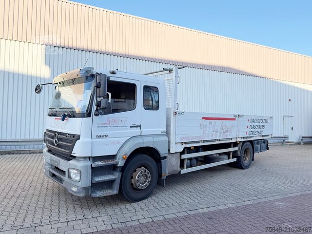 Вантажівка з відкритою платформою Mercedes-Benz Axor 1829 L 4x2 Axor 1829 L 4x2, 6-Sitzer