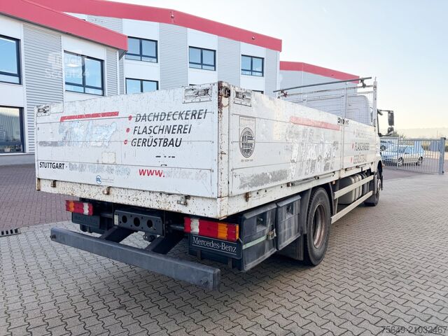 Вантажівка з відкритою платформою Mercedes-Benz Axor 1829 L 4x2 Axor 1829 L 4x2, 6-Sitzer