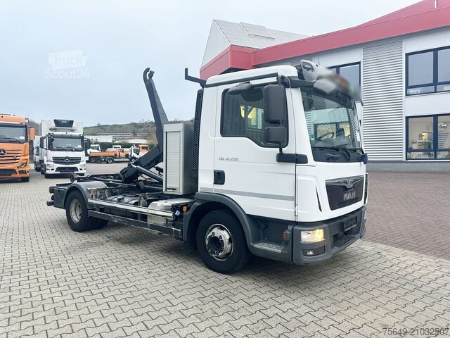 Haakarm vrachtwagen MAN TGL 12.250 4x2 BL TGL 12.250 4x2 BL, Palfinger Abroller P 07-25MPA, 2xAHK-ÖL