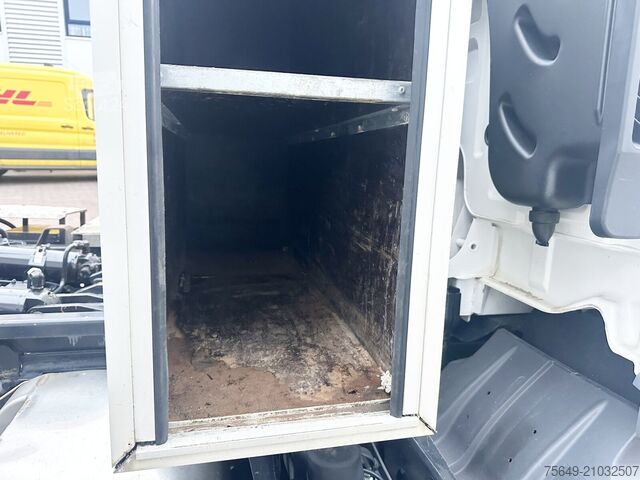 Haakarm vrachtwagen MAN TGL 12.250 4x2 BL TGL 12.250 4x2 BL, Palfinger Abroller P 07-25MPA, 2xAHK-ÖL