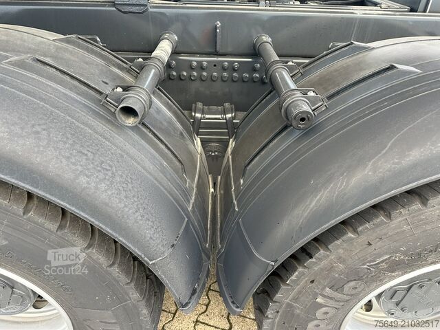 Grue à tour Iveco-Magirus X-Way AD300X46Z 6x4 X-Way AD300X46Z 6x4 mit Kran Atlas AK 206.4E-A2, Funk