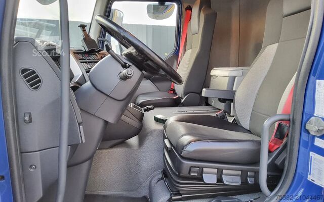 انزلاق القماش المشمع Renault D 240.12 07-BVF-2 - LOW P4x2 - LAADBAK SCHUIFZE...