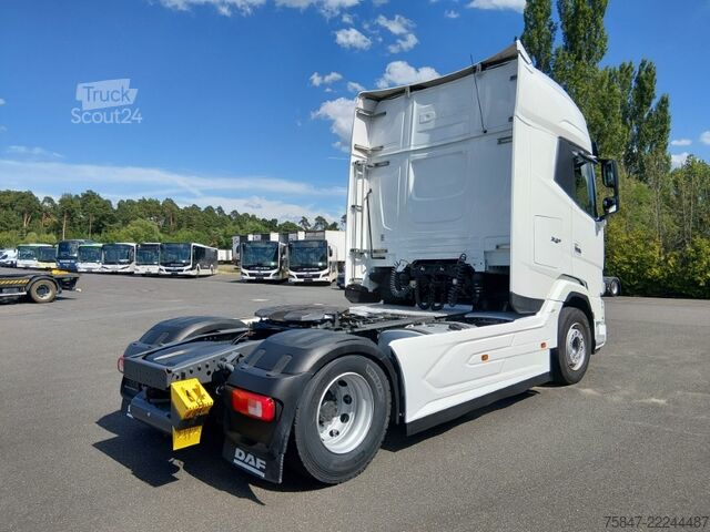 Standard tractor unit DAF XG+ 530 FT Intarder Standklima ACC