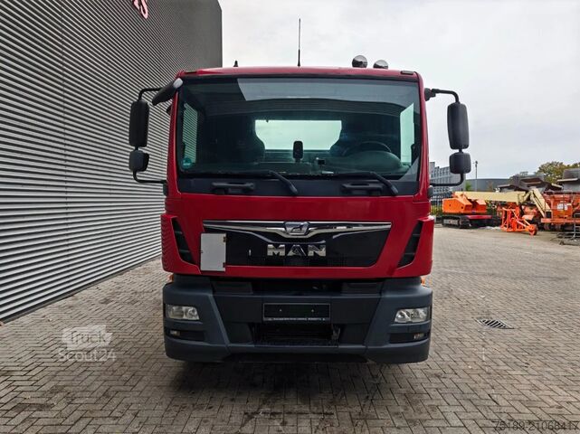 Portal arm system MAN TGM 18.290 4x2 Hyvalift NG2012 Taxi Absetzer