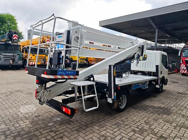 Lifting platform Nissan Cabstar 35.12 NT400 CTE ZED 20.2HV