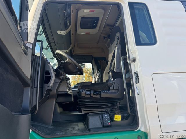 Standard trækkerunit MAN TGX 18.460 mit Standklimaanlage