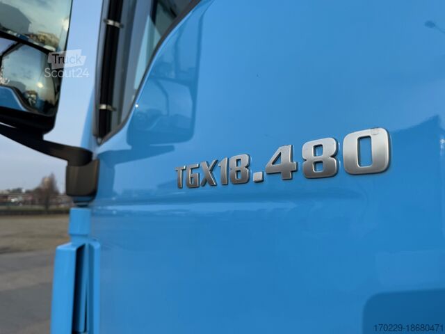 Standart traktör MAN TGX 18.480